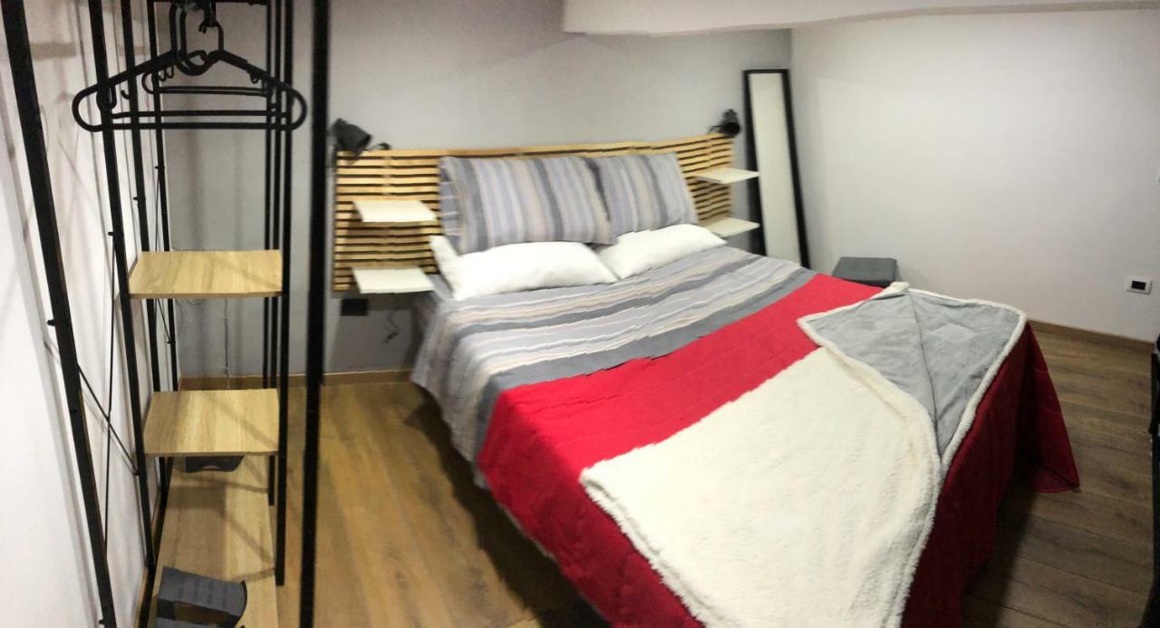 Jordanaus Apartment Naples Luaran gambar